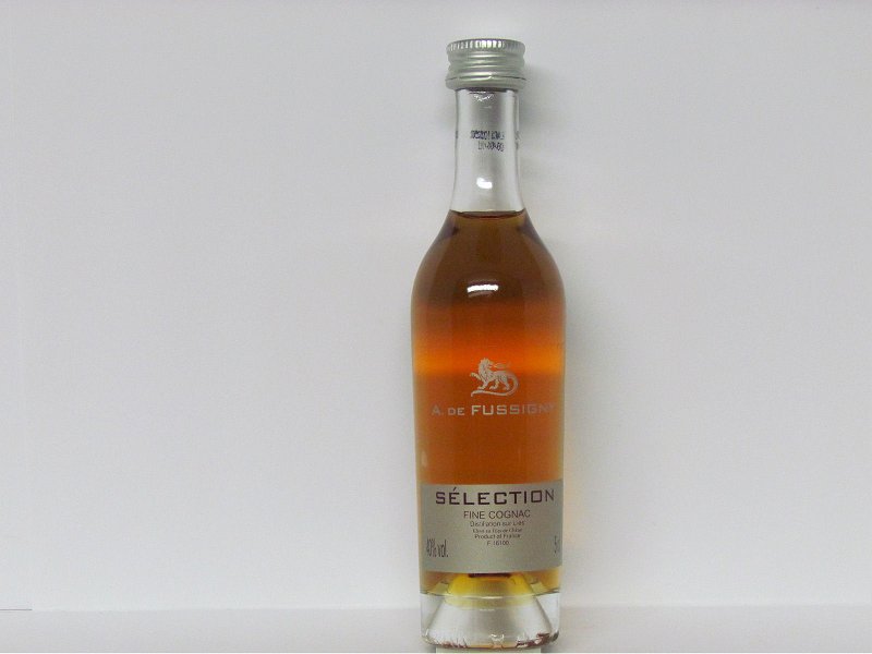 A DE FUSSIGNY SELECTION FINE COGNAC.jpg